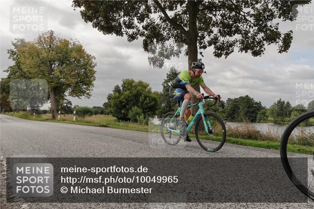 30.08.2026 - Elbe Triathlon Hamburg Michael Burmester http://msf.ph/oto/10049965 30.08.2026 09:56:17 Radfahren 451, 544, 626, 657, 797, 983 meine-sportfotos.de