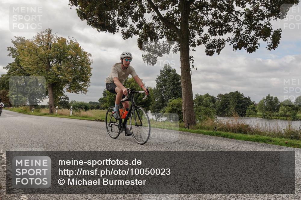 30.08.2026 - Elbe Triathlon Hamburg Michael Burmester http://msf.ph/oto/10050023 30.08.2026 09:57:01 Radfahren 604, 612, 613, 720, 726, 741 meine-sportfotos.de