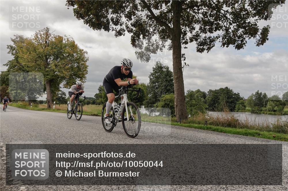 30.08.2026 - Elbe Triathlon Hamburg Michael Burmester http://msf.ph/oto/10050044 30.08.2026 09:57:12 Radfahren 480, 665, 689, 932, 943 meine-sportfotos.de
