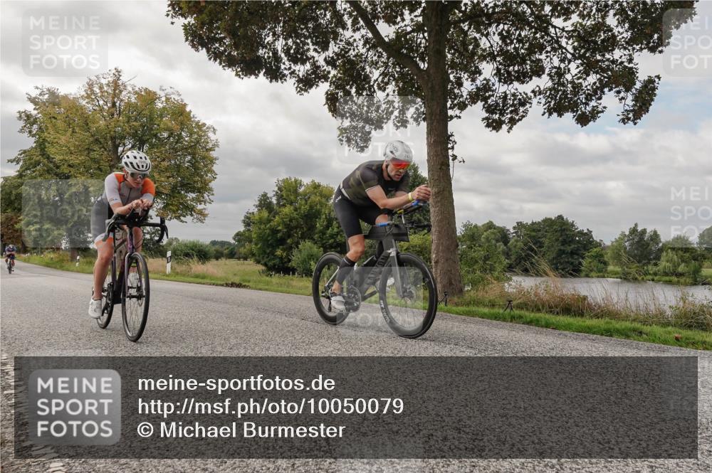 30.08.2026 - Elbe Triathlon Hamburg Michael Burmester http://msf.ph/oto/10050079 30.08.2026 09:57:26 Radfahren 261, 658, 698, 747, 810, 887, 1896 meine-sportfotos.de