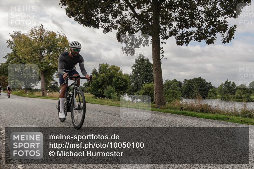30.08.2026 - Elbe Triathlon Hamburg Michael Burmester http://msf.ph/oto/10050100 30.08.2026 09:57:47 Radfahren 505, 569, 619 meine-sportfotos.de