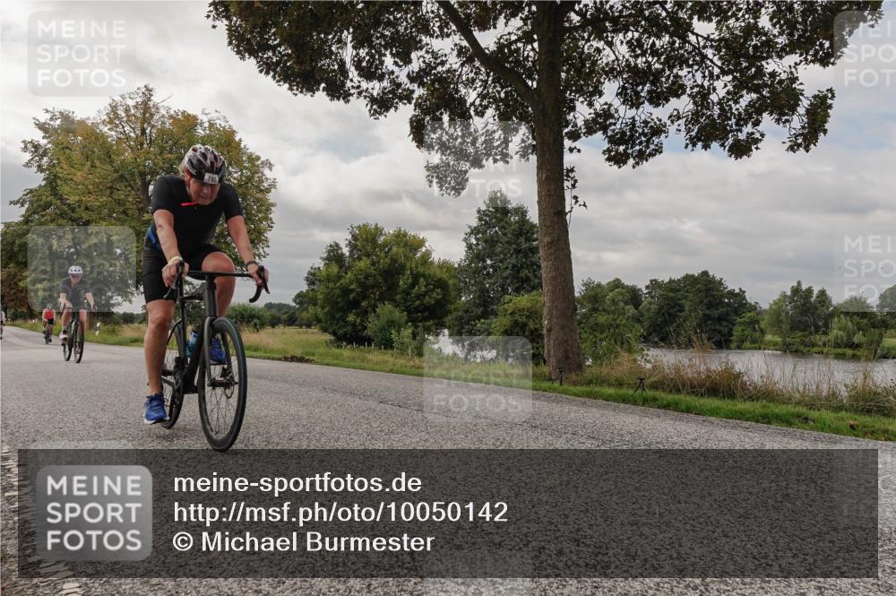 30.08.2026 - Elbe Triathlon Hamburg Michael Burmester http://msf.ph/oto/10050142 30.08.2026 09:58:13 Radfahren 403, 404, 429, 585, 590, 785, 897 meine-sportfotos.de