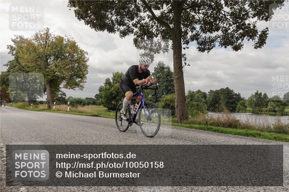 30.08.2026 - Elbe Triathlon Hamburg Michael Burmester http://msf.ph/oto/10050158 30.08.2026 09:58:18 Radfahren 404, 429, 585, 590, 603, 701, 722, 728, 886 meine-sportfotos.de
