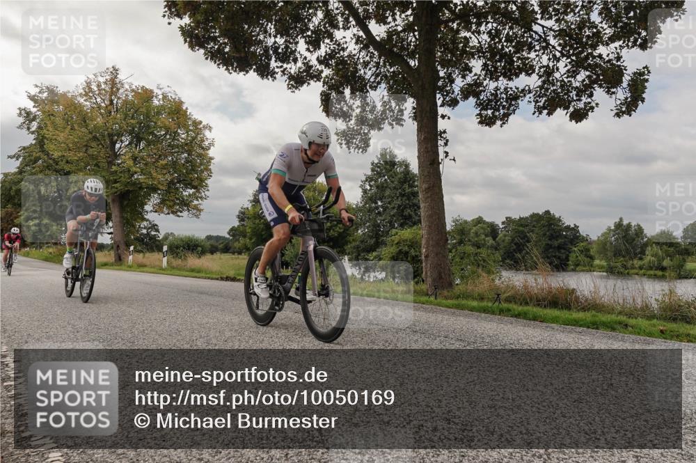 30.08.2026 - Elbe Triathlon Hamburg Michael Burmester http://msf.ph/oto/10050169 30.08.2026 09:58:26 Radfahren 481, 506, 603, 607, 701, 722, 728, 881, 886, 891 meine-sportfotos.de