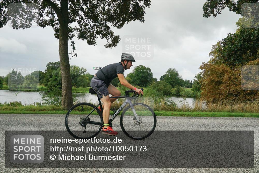 30.08.2026 - Elbe Triathlon Hamburg Michael Burmester http://msf.ph/oto/10050173 30.08.2026 09:42:26 Radfahren 261, 503, 506, 571, 579, 607, 665, 689, 698, 741 meine-sportfotos.de