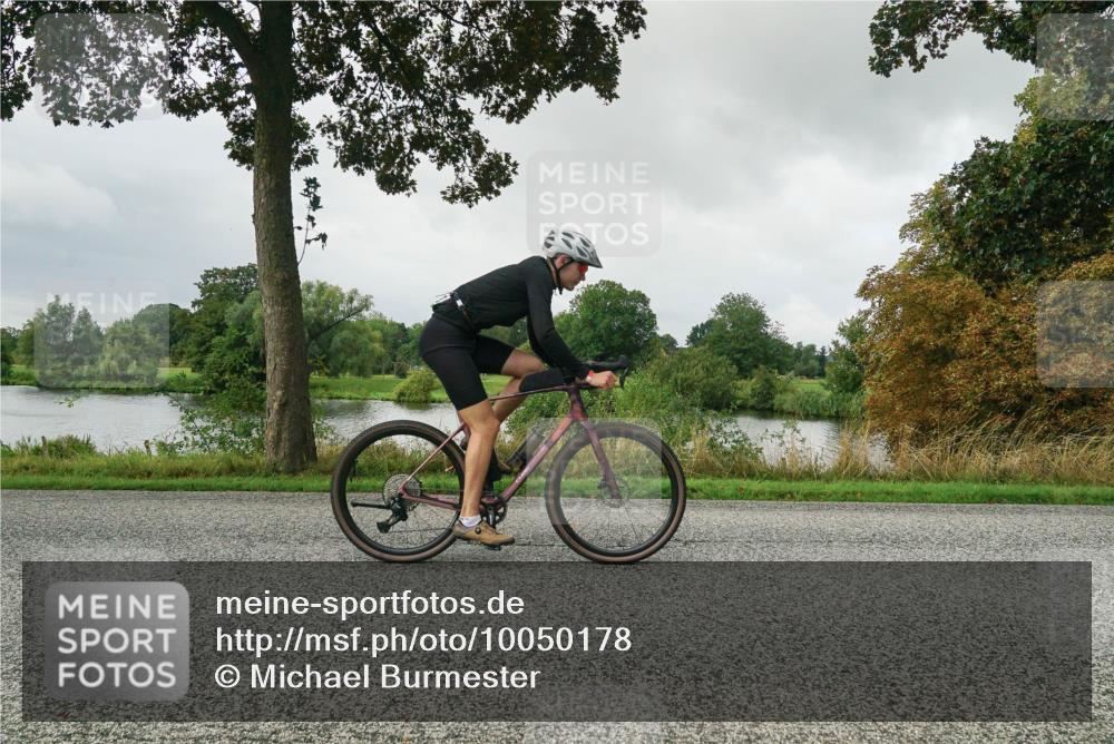 30.08.2026 - Elbe Triathlon Hamburg Michael Burmester http://msf.ph/oto/10050178 30.08.2026 09:42:26 Radfahren 261, 503, 506, 571, 579, 607, 665, 689, 698, 741 meine-sportfotos.de