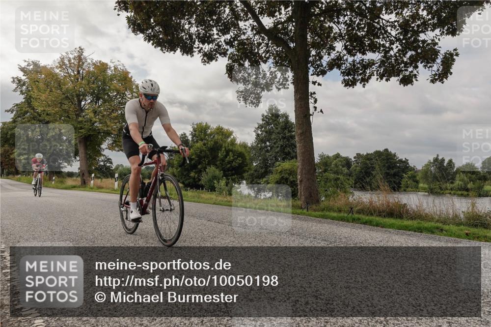 30.08.2026 - Elbe Triathlon Hamburg Michael Burmester http://msf.ph/oto/10050198 30.08.2026 09:58:39 Radfahren 417, 464, 503, 513, 526, 656, 746, 779, 950 meine-sportfotos.de