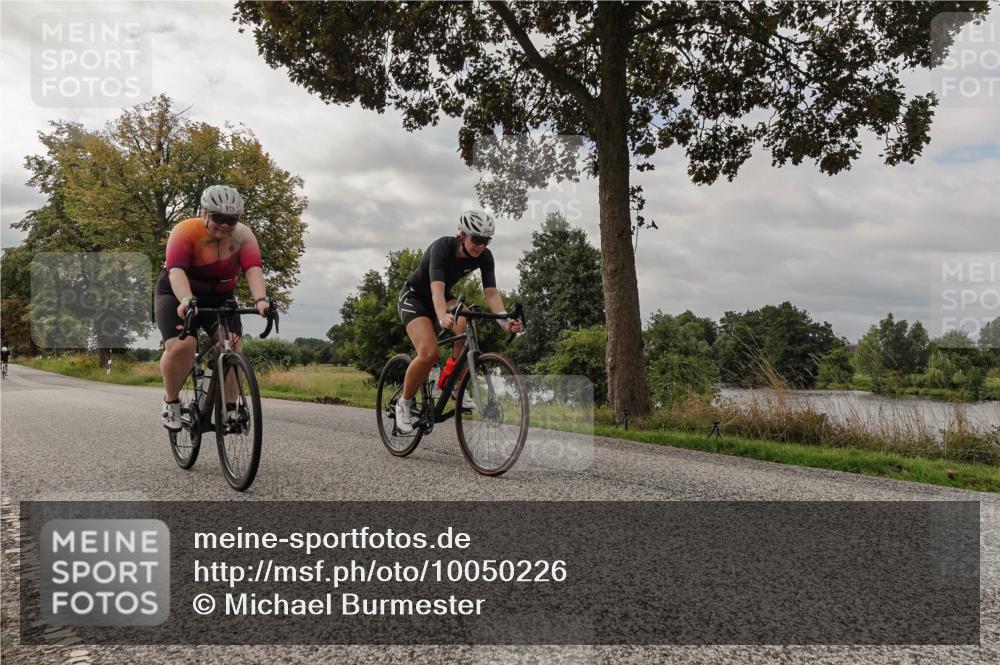 30.08.2026 - Elbe Triathlon Hamburg Michael Burmester http://msf.ph/oto/10050226 30.08.2026 09:58:57 Radfahren 409, 605, 664, 691, 752, 799, 919, 954 meine-sportfotos.de