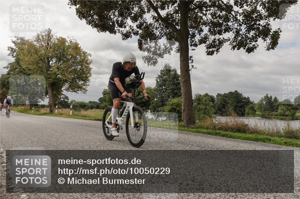 30.08.2026 - Elbe Triathlon Hamburg Michael Burmester http://msf.ph/oto/10050229 30.08.2026 09:59:01 Radfahren 299, 409, 580, 605, 664, 691, 718 meine-sportfotos.de