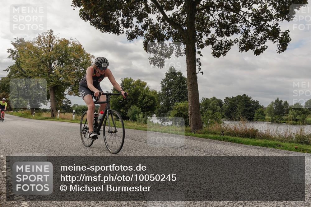 30.08.2026 - Elbe Triathlon Hamburg Michael Burmester http://msf.ph/oto/10050245 30.08.2026 09:59:07 Radfahren 299, 491, 495, 579, 580, 605, 647, 718, 802 meine-sportfotos.de