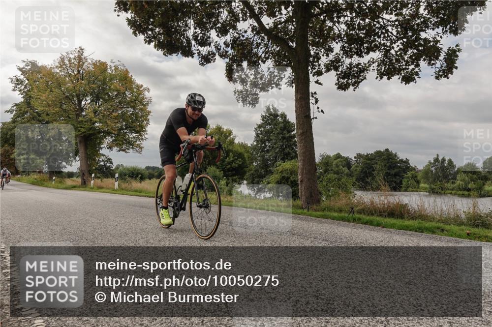 30.08.2026 - Elbe Triathlon Hamburg Michael Burmester http://msf.ph/oto/10050275 30.08.2026 09:59:21 Radfahren 452, 667, 750, 918 meine-sportfotos.de