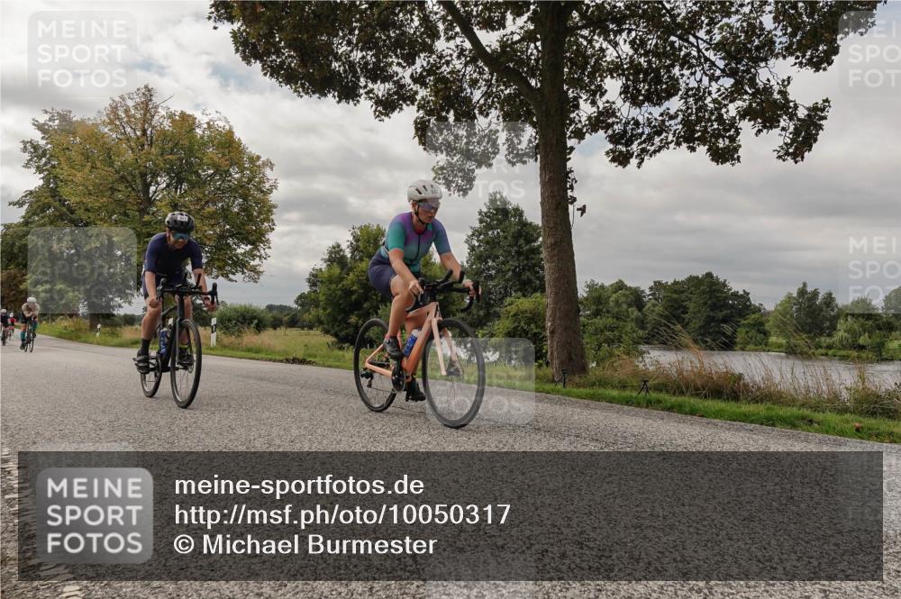 30.08.2026 - Elbe Triathlon Hamburg Michael Burmester http://msf.ph/oto/10050317 30.08.2026 09:59:57 Radfahren 248, 394, 430, 467, 547, 697, 874, 900, 947, 958 meine-sportfotos.de