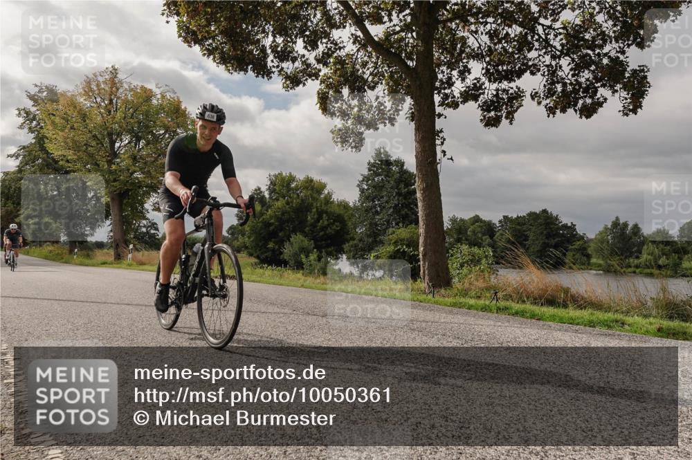30.08.2026 - Elbe Triathlon Hamburg Michael Burmester http://msf.ph/oto/10050361 30.08.2026 10:01:03 Radfahren 548, 636, 671, 675, 699, 705, 826, 831 meine-sportfotos.de