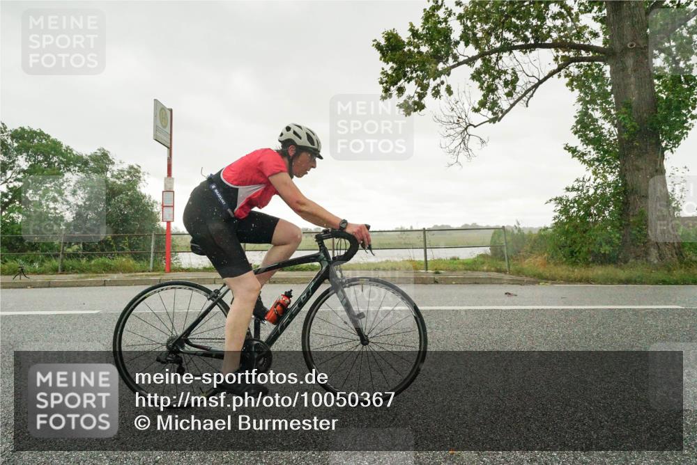30.08.2026 - Elbe Triathlon Hamburg Michael Burmester http://msf.ph/oto/10050367 30.08.2026 15:44:35 Radfahren  meine-sportfotos.de