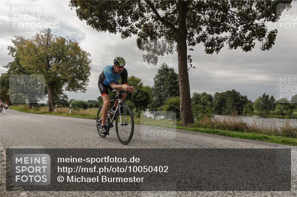 30.08.2026 - Elbe Triathlon Hamburg Michael Burmester http://msf.ph/oto/10050402 30.08.2026 10:01:38 Radfahren 566, 620, 782, 975 meine-sportfotos.de