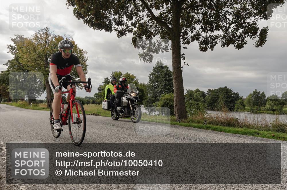 30.08.2026 - Elbe Triathlon Hamburg Michael Burmester http://msf.ph/oto/10050410 30.08.2026 10:01:44 Radfahren 546, 566, 620, 651 meine-sportfotos.de
