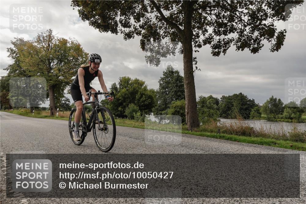30.08.2026 - Elbe Triathlon Hamburg Michael Burmester http://msf.ph/oto/10050427 30.08.2026 10:02:00 Radfahren 438, 640, 704, 827, 848, 940 meine-sportfotos.de