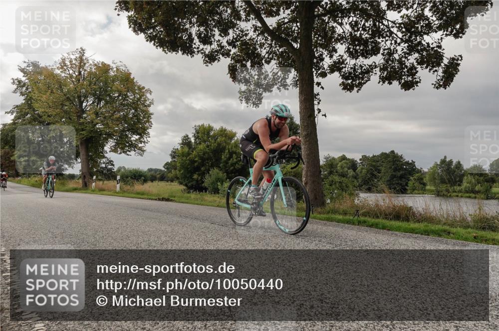 30.08.2026 - Elbe Triathlon Hamburg Michael Burmester http://msf.ph/oto/10050440 30.08.2026 10:02:08 Radfahren 438, 552, 622, 640, 702, 704, 915, 940 meine-sportfotos.de
