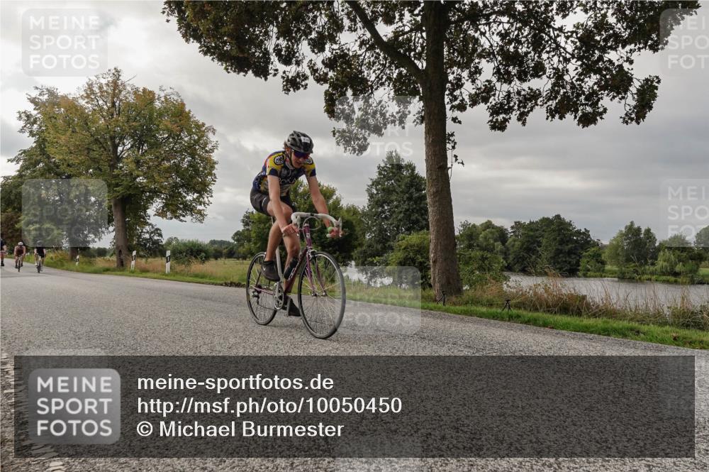 30.08.2026 - Elbe Triathlon Hamburg Michael Burmester http://msf.ph/oto/10050450 30.08.2026 10:02:18 Radfahren 414, 459, 568, 725, 879, 882 meine-sportfotos.de
