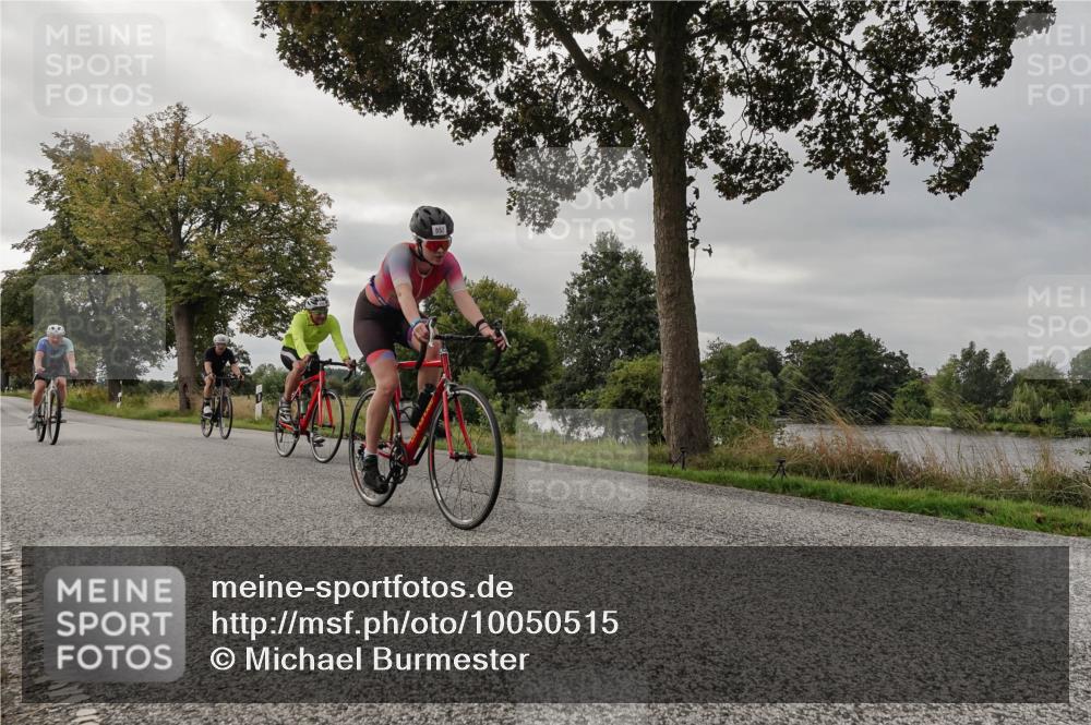 30.08.2026 - Elbe Triathlon Hamburg Michael Burmester http://msf.ph/oto/10050515 30.08.2026 10:03:11 Radfahren 484, 567, 666, 857 meine-sportfotos.de