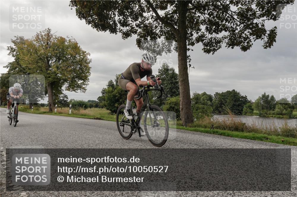 30.08.2026 - Elbe Triathlon Hamburg Michael Burmester http://msf.ph/oto/10050527 30.08.2026 10:03:26 Radfahren 499, 681, 873 meine-sportfotos.de
