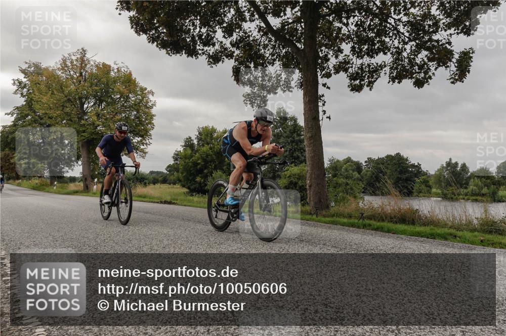 30.08.2026 - Elbe Triathlon Hamburg Michael Burmester http://msf.ph/oto/10050606 30.08.2026 10:04:21 Radfahren 597, 766, 818, 844, 974 meine-sportfotos.de