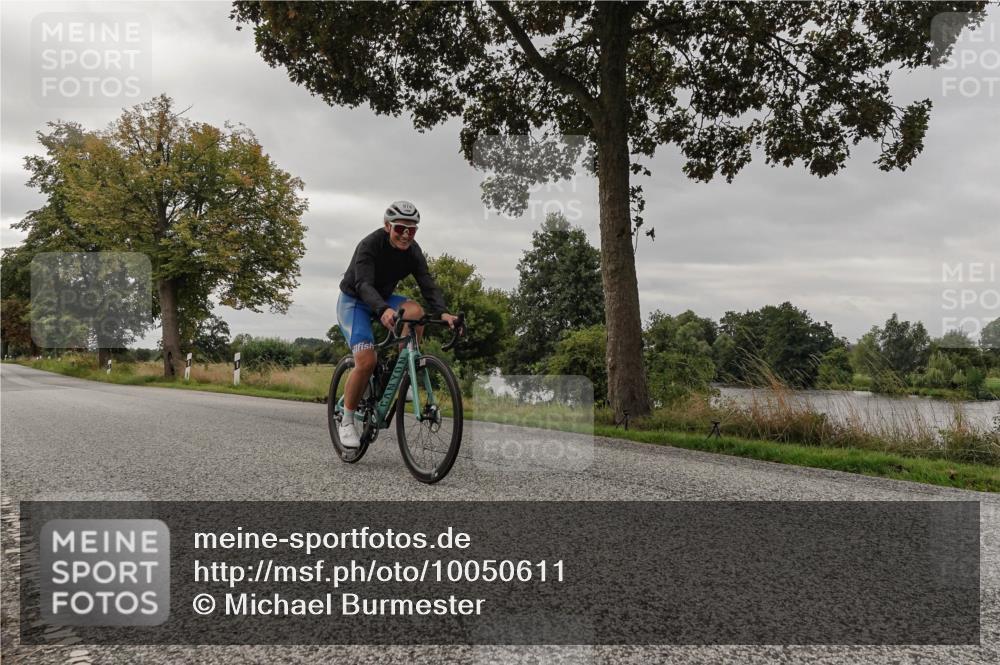 30.08.2026 - Elbe Triathlon Hamburg Michael Burmester http://msf.ph/oto/10050611 30.08.2026 10:04:25 Radfahren 553, 623, 974 meine-sportfotos.de