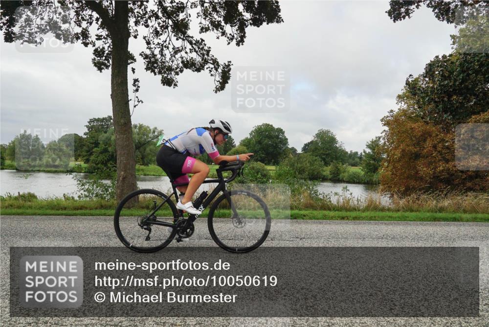 30.08.2026 - Elbe Triathlon Hamburg Michael Burmester http://msf.ph/oto/10050619 30.08.2026 09:45:35 Radfahren 354, 548, 655, 673, 751, 859, 869, 882 meine-sportfotos.de