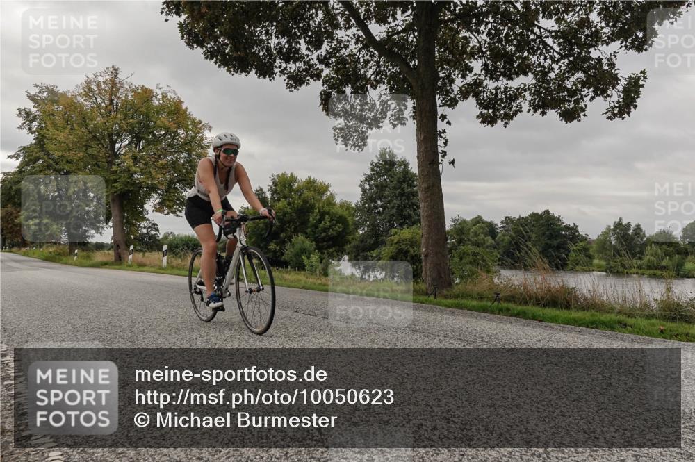 30.08.2026 - Elbe Triathlon Hamburg Michael Burmester http://msf.ph/oto/10050623 30.08.2026 10:04:38 Radfahren 809, 904 meine-sportfotos.de