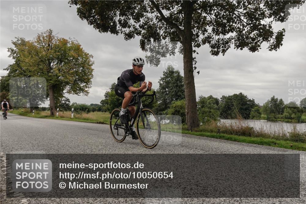 30.08.2026 - Elbe Triathlon Hamburg Michael Burmester http://msf.ph/oto/10050654 30.08.2026 10:05:19 Radfahren 591, 659, 683, 798 meine-sportfotos.de