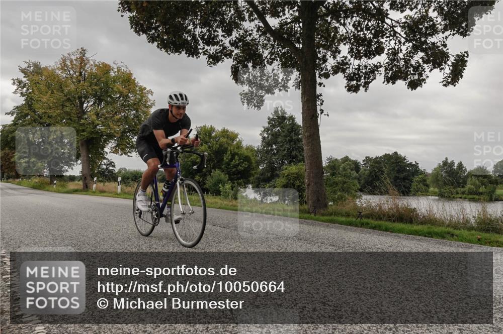 30.08.2026 - Elbe Triathlon Hamburg Michael Burmester http://msf.ph/oto/10050664 30.08.2026 10:05:29 Radfahren 968 meine-sportfotos.de