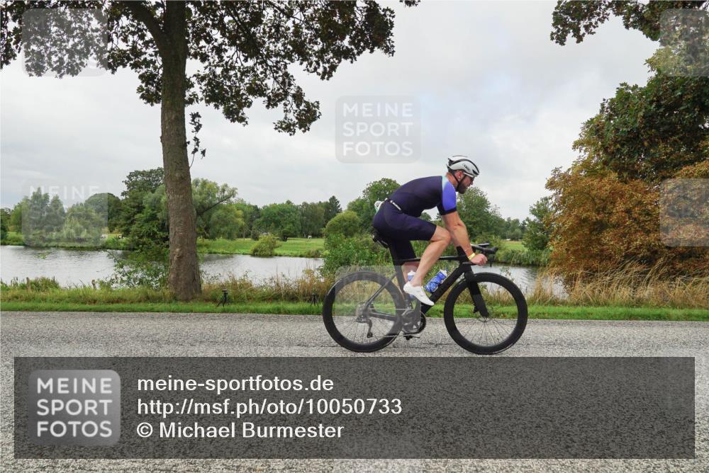 30.08.2026 - Elbe Triathlon Hamburg Michael Burmester http://msf.ph/oto/10050733 30.08.2026 09:46:22 Radfahren 343, 375, 412, 414, 484, 493, 546, 568, 577, 650, 651, 691, 718, 725, 782, 812 meine-sportfotos.de