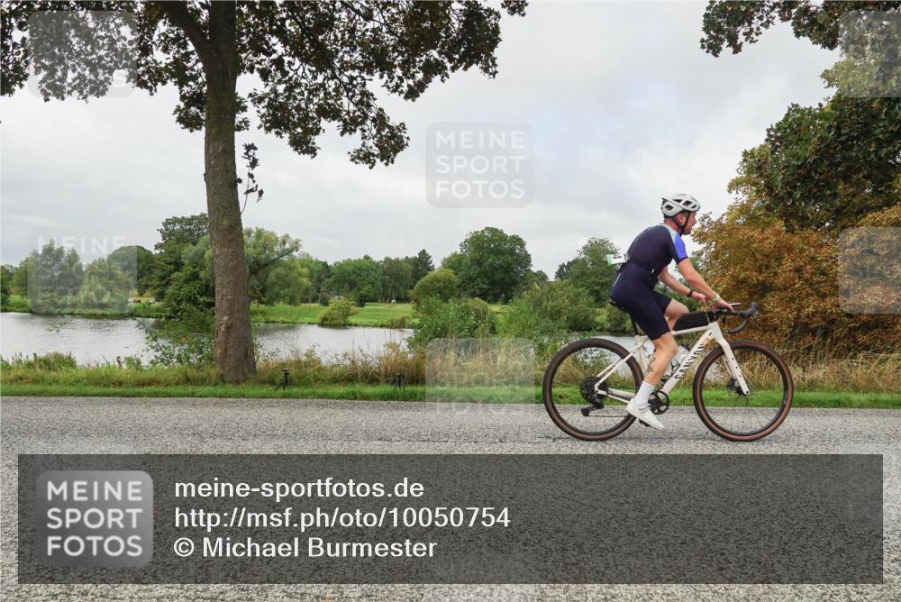 30.08.2026 - Elbe Triathlon Hamburg Michael Burmester http://msf.ph/oto/10050754 30.08.2026 09:46:28 Radfahren 343, 412, 414, 426, 484, 493, 568, 589, 718, 725, 782 meine-sportfotos.de