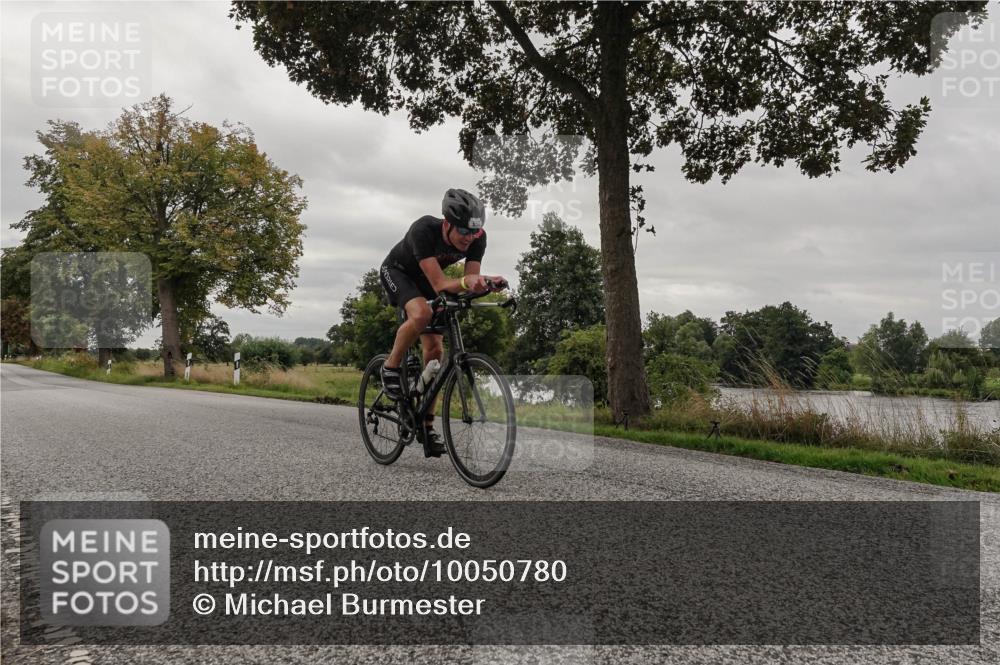 30.08.2026 - Elbe Triathlon Hamburg Michael Burmester http://msf.ph/oto/10050780 30.08.2026 10:07:13 Radfahren 663, 761 meine-sportfotos.de