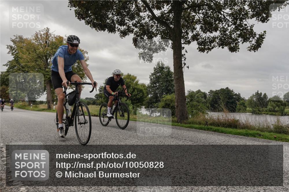 30.08.2026 - Elbe Triathlon Hamburg Michael Burmester http://msf.ph/oto/10050828 30.08.2026 10:07:52 Radfahren 439, 440, 524, 602, 629, 871, 905 meine-sportfotos.de