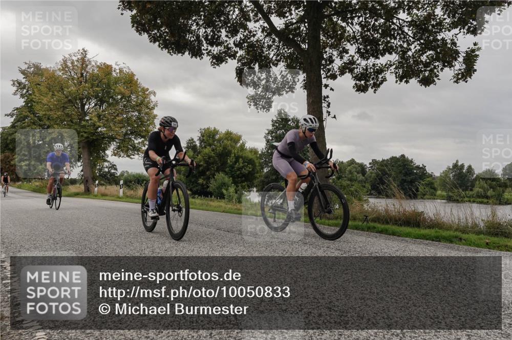 30.08.2026 - Elbe Triathlon Hamburg Michael Burmester http://msf.ph/oto/10050833 30.08.2026 10:07:55 Radfahren 524, 602, 721, 871, 905 meine-sportfotos.de