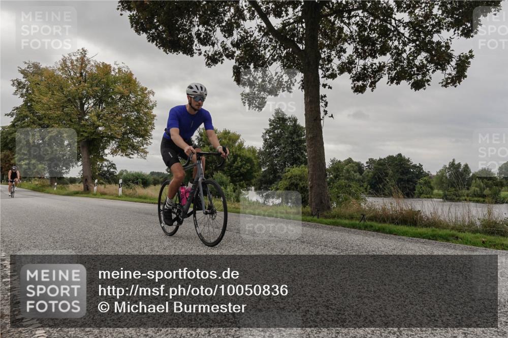 30.08.2026 - Elbe Triathlon Hamburg Michael Burmester http://msf.ph/oto/10050836 30.08.2026 10:07:56 Radfahren 524, 578, 602, 721, 754, 871, 905 meine-sportfotos.de
