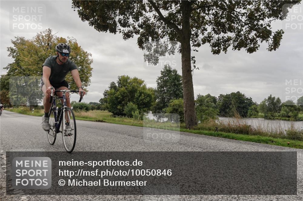 30.08.2026 - Elbe Triathlon Hamburg Michael Burmester http://msf.ph/oto/10050846 30.08.2026 10:08:04 Radfahren 434, 482, 578, 721, 754, 800, 914 meine-sportfotos.de