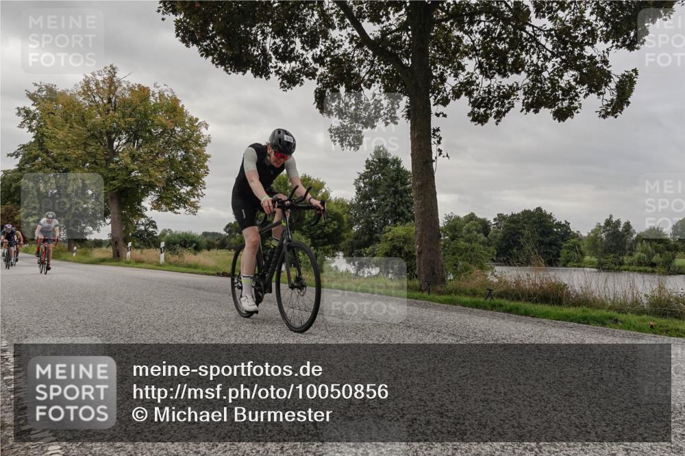 30.08.2026 - Elbe Triathlon Hamburg Michael Burmester http://msf.ph/oto/10050856 30.08.2026 10:08:10 Radfahren 434, 482, 696, 763, 800, 812, 914 meine-sportfotos.de