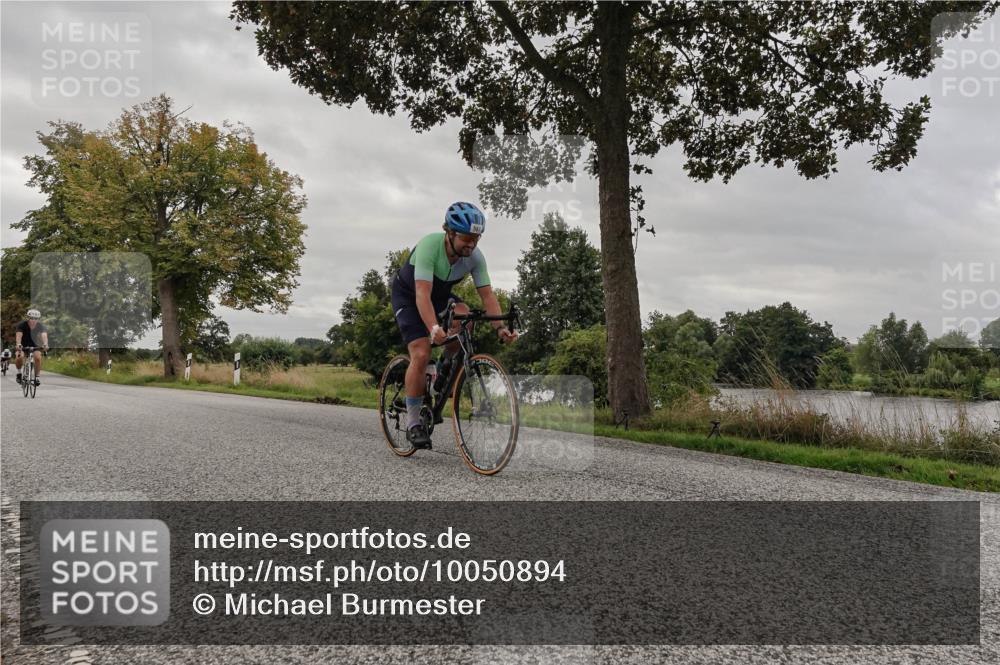 30.08.2026 - Elbe Triathlon Hamburg Michael Burmester http://msf.ph/oto/10050894 30.08.2026 10:08:30 Radfahren 395, 500, 509, 587, 834, 889, 908 meine-sportfotos.de