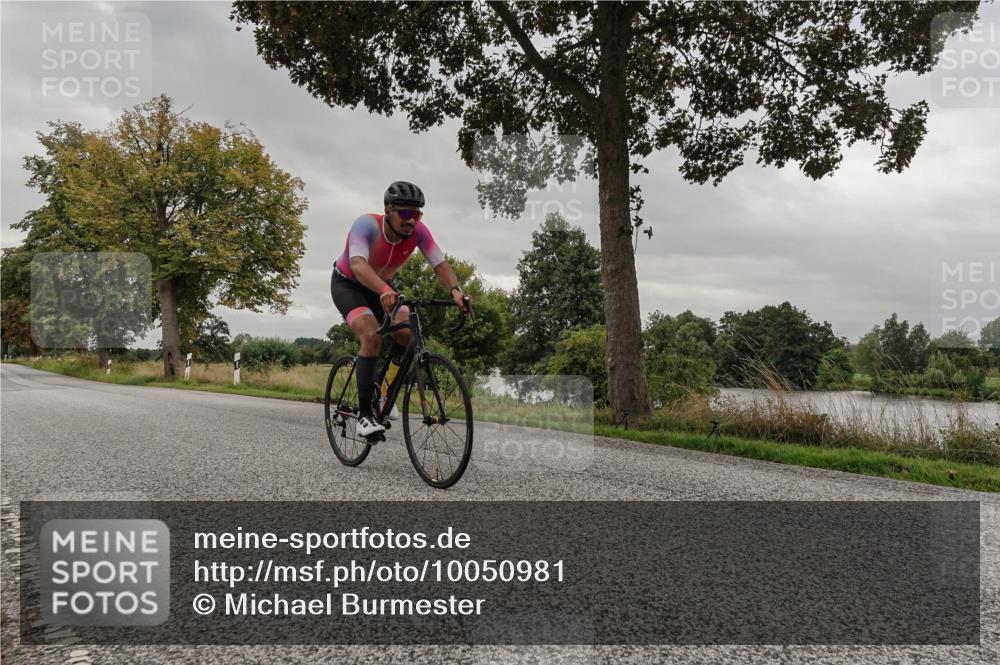 30.08.2026 - Elbe Triathlon Hamburg Michael Burmester http://msf.ph/oto/10050981 30.08.2026 10:09:28 Radfahren 632, 867 meine-sportfotos.de