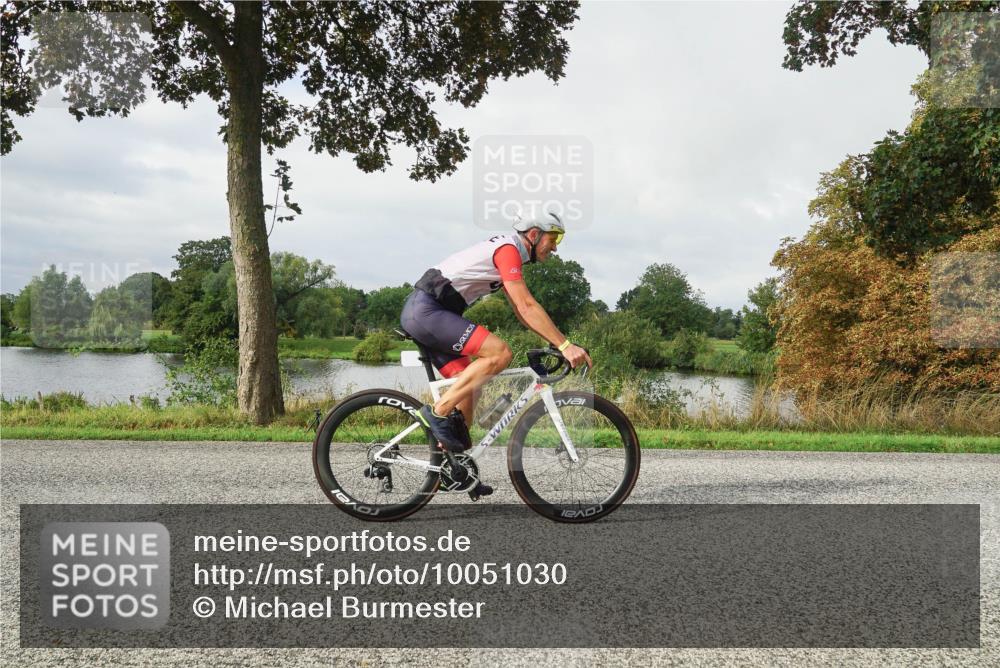 30.08.2026 - Elbe Triathlon Hamburg Michael Burmester http://msf.ph/oto/10051030 30.08.2026 09:50:26 Radfahren 297, 735 meine-sportfotos.de