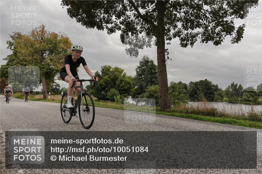 30.08.2026 - Elbe Triathlon Hamburg Michael Burmester http://msf.ph/oto/10051084 30.08.2026 10:10:44 Radfahren 419, 541, 658, 731, 849, 933, 960 meine-sportfotos.de