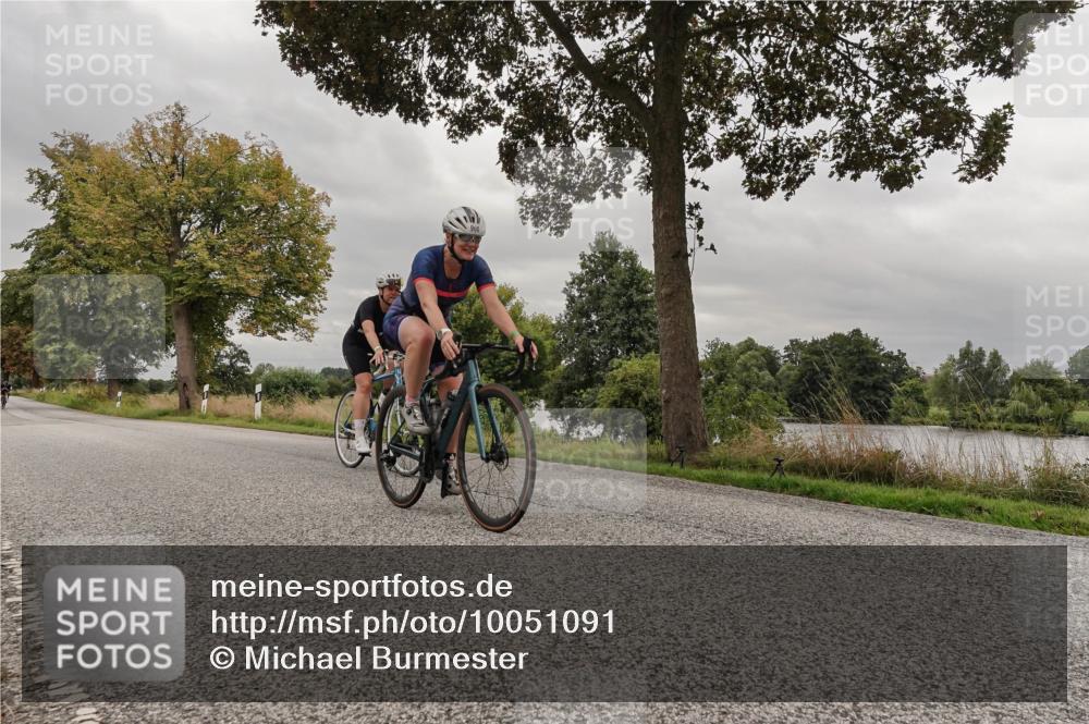 30.08.2026 - Elbe Triathlon Hamburg Michael Burmester http://msf.ph/oto/10051091 30.08.2026 10:10:47 Radfahren 419, 658, 731, 756, 933, 960, 979 meine-sportfotos.de