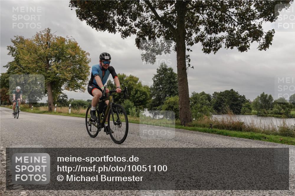 30.08.2026 - Elbe Triathlon Hamburg Michael Burmester http://msf.ph/oto/10051100 30.08.2026 10:10:59 Radfahren 497, 626, 747 meine-sportfotos.de