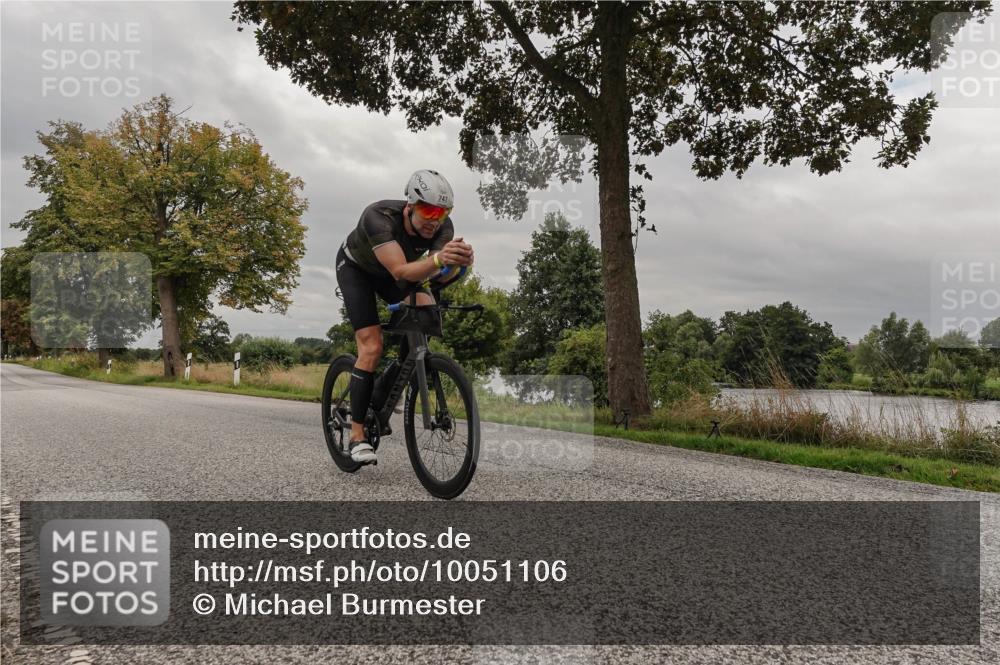 30.08.2026 - Elbe Triathlon Hamburg Michael Burmester http://msf.ph/oto/10051106 30.08.2026 10:11:04 Radfahren 617, 729, 747 meine-sportfotos.de