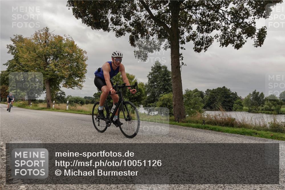 30.08.2026 - Elbe Triathlon Hamburg Michael Burmester http://msf.ph/oto/10051126 30.08.2026 10:11:20 Radfahren 581, 621, 633, 713, 836, 920 meine-sportfotos.de