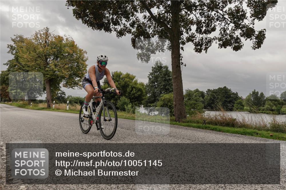 30.08.2026 - Elbe Triathlon Hamburg Michael Burmester http://msf.ph/oto/10051145 30.08.2026 10:11:35 Radfahren 557, 678, 808, 907 meine-sportfotos.de