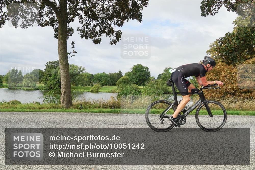 30.08.2026 - Elbe Triathlon Hamburg Michael Burmester http://msf.ph/oto/10051242 30.08.2026 09:52:57 Radfahren 392, 606, 634, 663, 721, 791, 908 meine-sportfotos.de