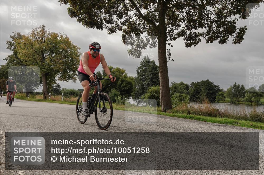 30.08.2026 - Elbe Triathlon Hamburg Michael Burmester http://msf.ph/oto/10051258 30.08.2026 10:13:19 Radfahren 457, 505, 526, 590, 619, 643, 656, 752, 950 meine-sportfotos.de